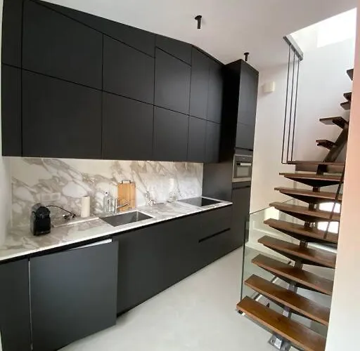 T2 Historic Center Apartment